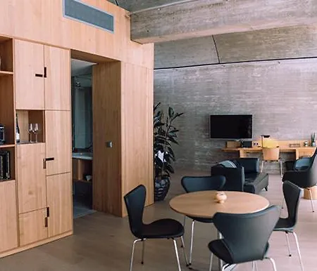 Resort Loisium Wine &