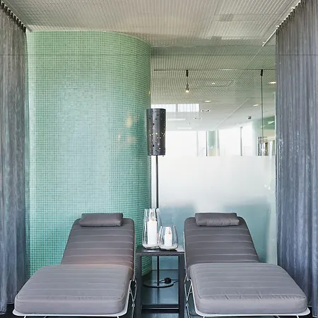 Resort Loisium Wine & 4*