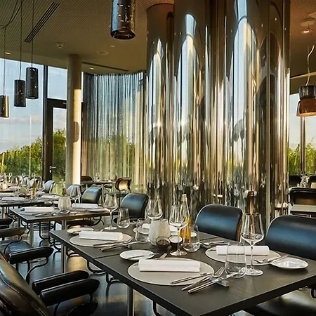Resort Loisium Wine & 4*