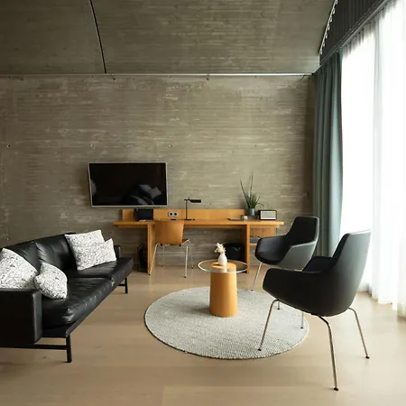 Resort Loisium Wine & 4*