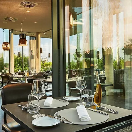 Loisium Wine & Üdülőközpont 4*