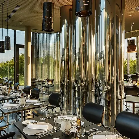 Курортный комплекс Loisium Wine & 4*