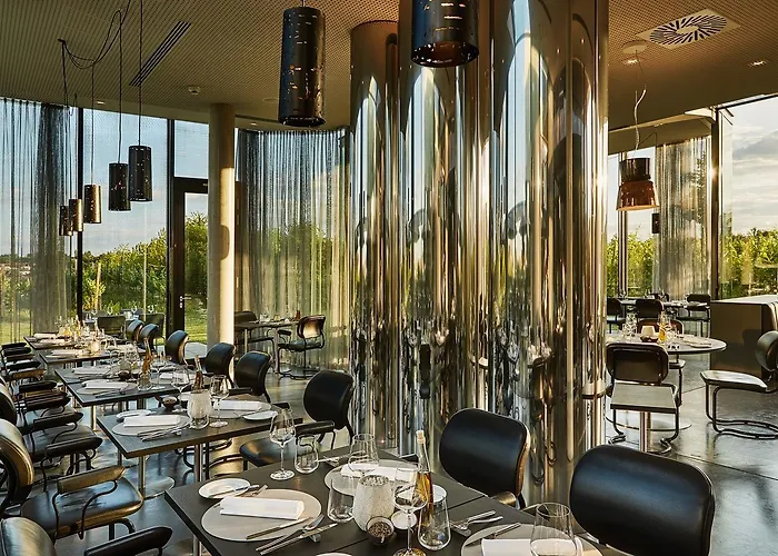 Üdülőközpont Loisium Wine & 4*